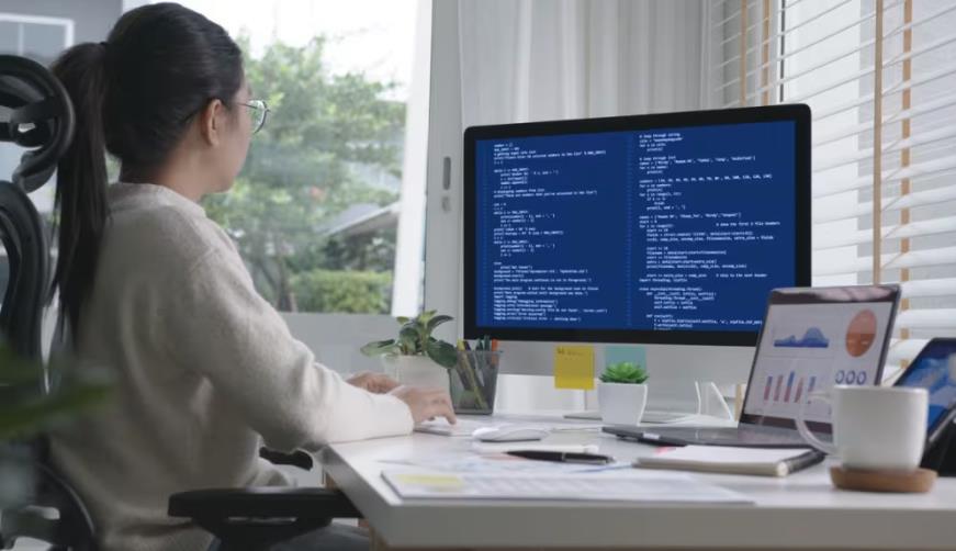 崇州市企业数字化解决方案：机器学习赋能商业模式升级的核心路径